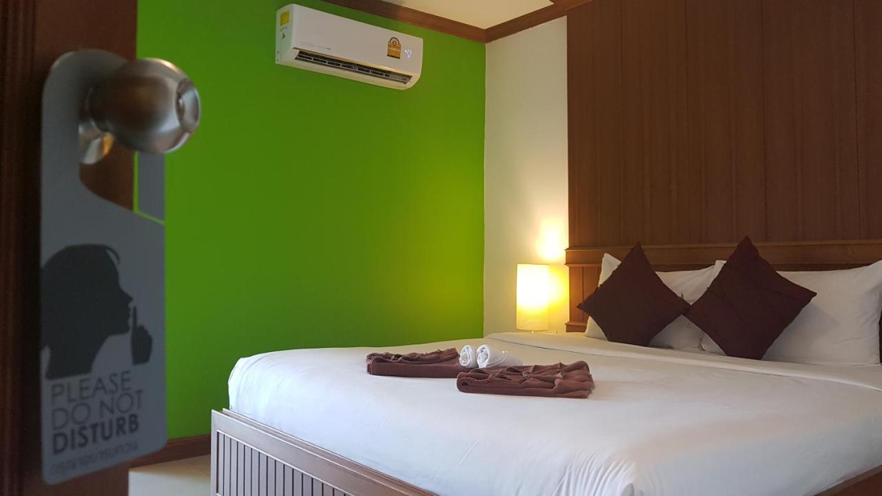 Pipikuku Hotel & Restaurant Phuket Pokoj fotografie